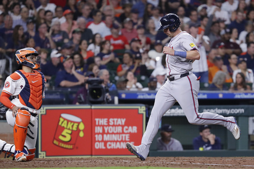 Reynaldo López pitches 6 scoreless innings, Braves beat Astros 6-2