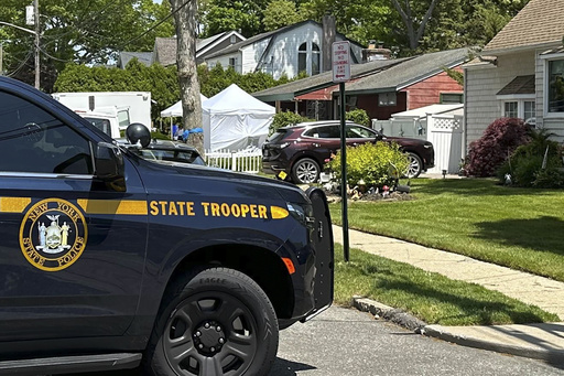 Investigators return to Long Island home of Gilgo Beach serial killing suspect