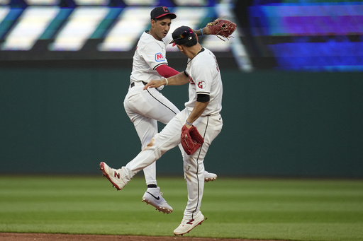 Guardians ruin Francisco Lindor’s Cleveland homecoming, trip Mets 3-1 for 4th straight win