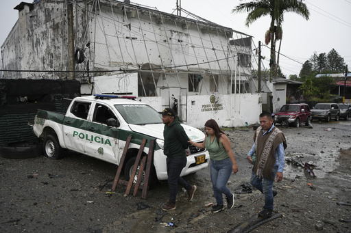 Violence intensifies in southwest Colombia as FARC holdout group attacks police and military