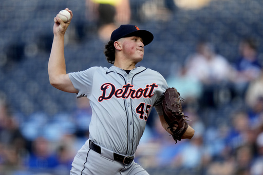 Tigers starter Olson leaves game against Royals after being struck by line drive