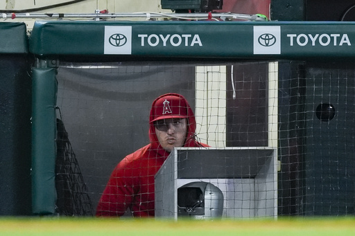 Mike Trout still isn’t running nearly 7 weeks after the Angels star had knee surgery