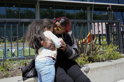 8 homeless moms in San Francisco struggled for help. Now, they’re learning to advocate for others