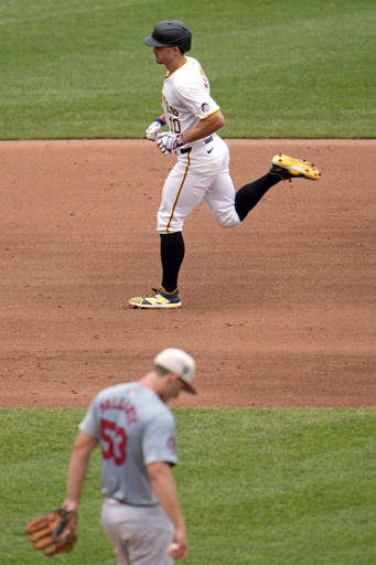 Pages, Burleson deliver RBI hits in the 10th as St. Louis beats Pittsburgh 3-2