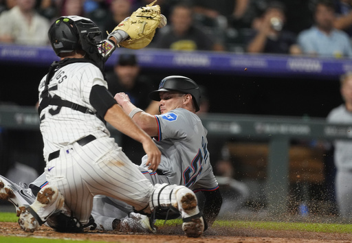 Marlins come back with 5 runs in the 9th inning to defeat Rockies 9-8 with Sánchez’s game-winning home run.