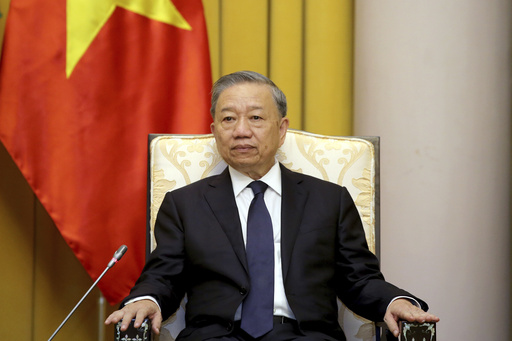 Vietnam’s new leader makes first foreign visit to China