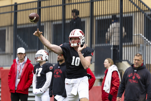 Tyler Van Dyke earns starting quarterback position at Wisconsin following transfer from Miami