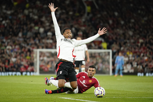 Zirkzee nets debut goal for Man United in 1-0 victory against Fulham in Premier League opener