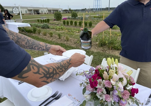 Ohio prison hosts inaugural five-course meal for public on site