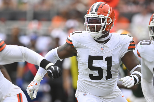 Browns rookie DT Mike Hall Jr. returns to team after being arrested for domestic violence