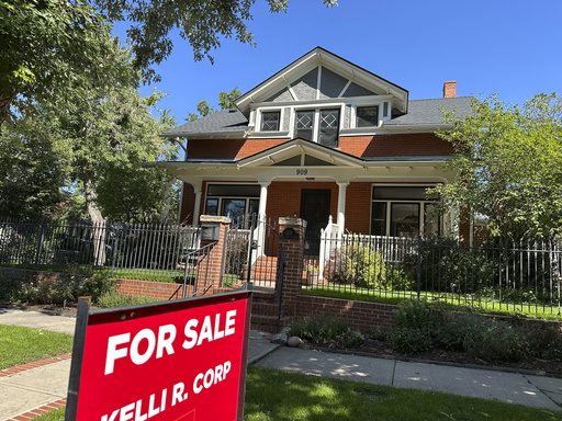 30-year mortgage rate drops to 6.35%, reaching a one-year low