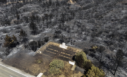 Third consecutive day of wildfires escalating in western Turkey due to windy and dry conditions