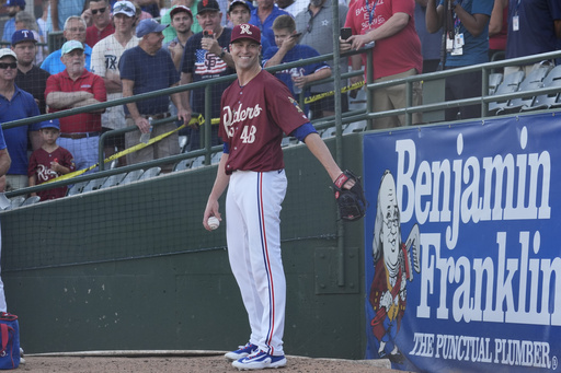 Jacob deGrom of the Rangers progresses towards return to major league with successful first rehab appearance