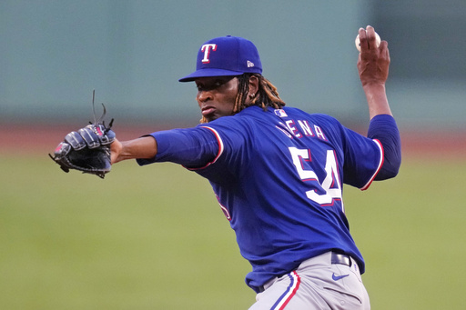 Crawford throws perfect game until 6th inning, Wong’s 3-run HR helps Red Sox defeat Rangers 9-4