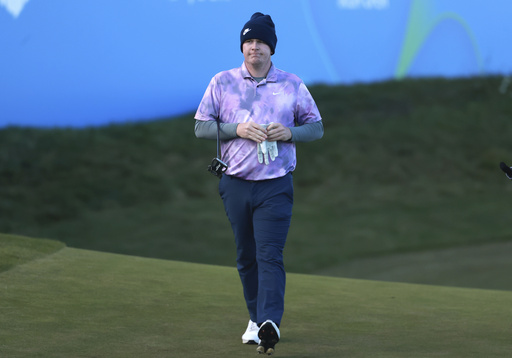 Rory McIlroy finishes strong with birdies on final 3 holes, trails leader by 2 shots in Irish Open