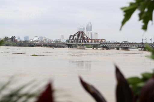 Vietnam storm claims 141 lives as flash flood devastates hamlet