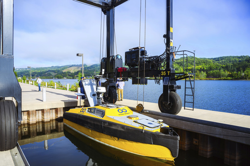 Search using advanced technology for 1968 plane crash in Lake Superior in Michigan yields no results yet