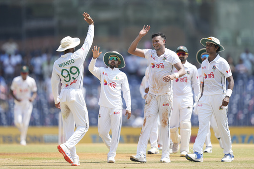 India dismissed for 376 in 1st test match against Bangladesh as Mahmud claims 5 wickets for 83 runs on Day 2