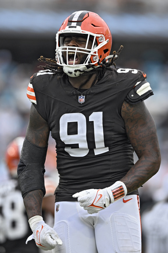 Browns DE Alex Wright having season-ending triceps surgery. Loss a blow to Cleveland’s D-line depth