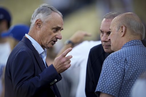 Rob Manfred aims to finalize the Tampa Bay Rays’ 2025 strategy by Christmas.