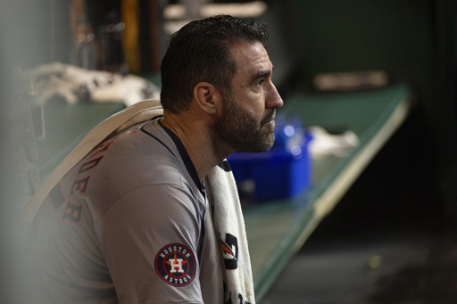 Justin Verlander left off Astros’ Wild Card Series roster, but Yordan Alvarez is back