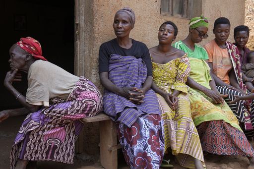 The traditional melodic exchange among women in Burundi faces the threat of extinction.