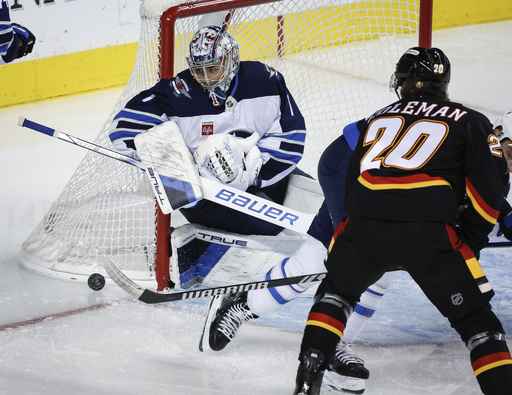 Jets remain undefeated, overpower Flames 5-3, marking their eighth consecutive victory