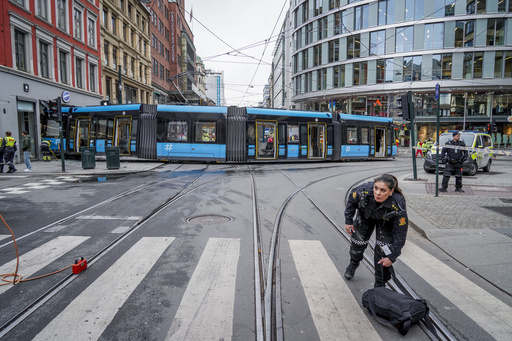 A tram goes off the tracks and crashes into a store in Oslo, leaving four with minor injuries.