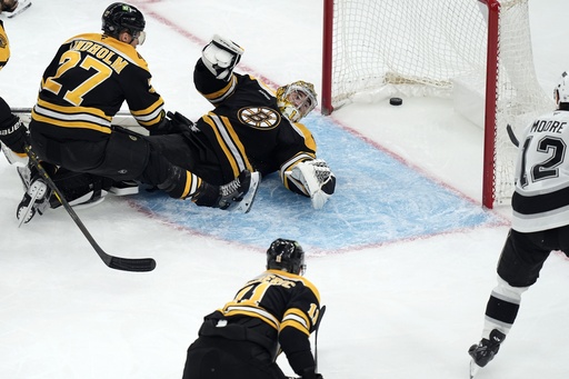 Pastrnak nets overtime goal to lead Bruins past Kings 2-1