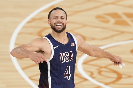 Stephen Curry’s gold-medal summer and ‘nuit nuit’ gesture still resonates as NBA camps open