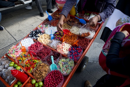 Mexican educational institutions must prohibit junk food sales within 6 months to avoid substantial penalties.