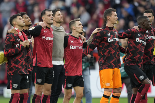 Wirtz makes comeback as Leverkusen defeats streaking Frankfurt 2-1 in Bundesliga clash