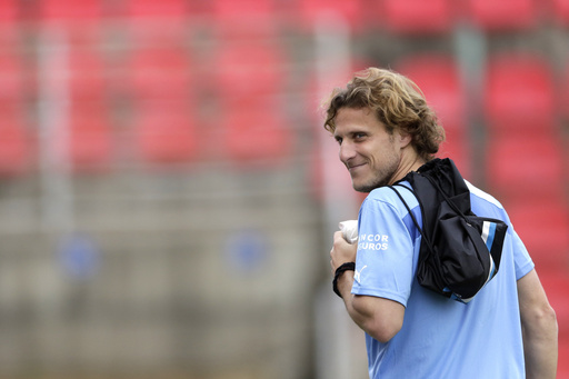 Ex-Uruguay football legend Diego Forlán set to launch pro tennis career at 45