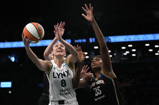 Bars and restaurants report increased customer interest in women’s sports during the WNBA season.