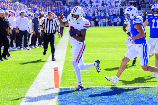 No. 14 BYU capitalizes on 4 turnovers, defeating Arizona 41-19 for its strongest season opening since 2020