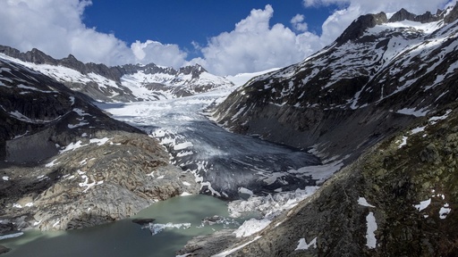 Swiss glaciers are receding again after 2 punishing years and despite a good start to 2024