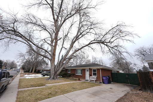 Funeral director facing charges for abandoning a body in a hearse prepares to plead in court.