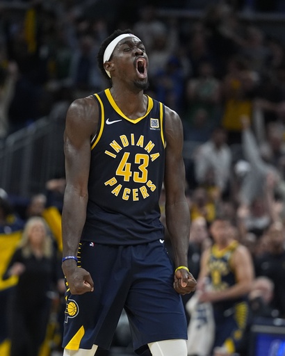 Pascal Siakam nets 29 points with clutch 3-pointer, leading Pacers to 135-132 OT victory over Celtics.