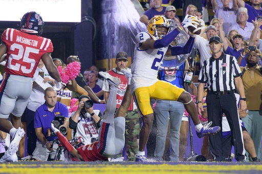 Arkansas aims for consecutive Top 10 victory as LSU visits