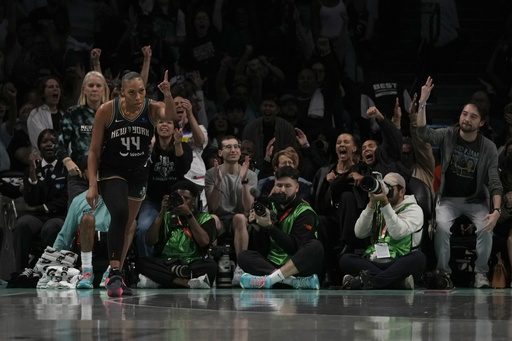 Laney-Hamilton Shines in Liberty’s Victory Over Lynx, Tying WNBA Finals 1-1