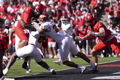 Cincinnati secures 24-14 victory over Arizona State with strong first half, moves to 5-2 record