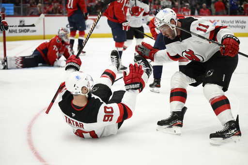 Cotter nets a pair of goals to help Devils defeat Capitals 5-3