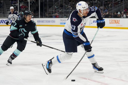 Nikolaj Ehlers nets overtime winner as Winnipeg stays undefeated with 4-3 victory against Seattle