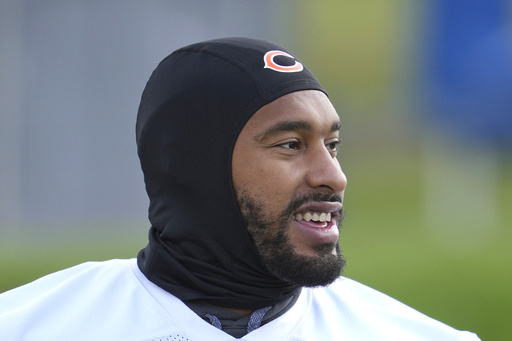 Bears’ Sweat expresses mild offense but remains unfazed following trade from Commanders