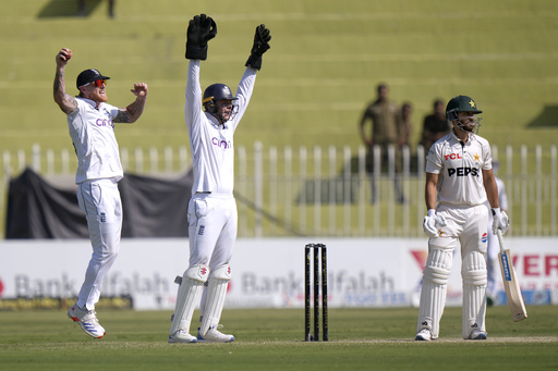 Ahmed takes three wickets for England as Pakistan struggles at 187-7 on Day 2 of the third test.