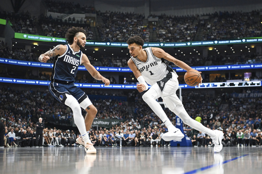 Doncic tallies 28 points, Thompson contributes 22 in Mavs’ 120-109 win over Spurs in Dallas opener