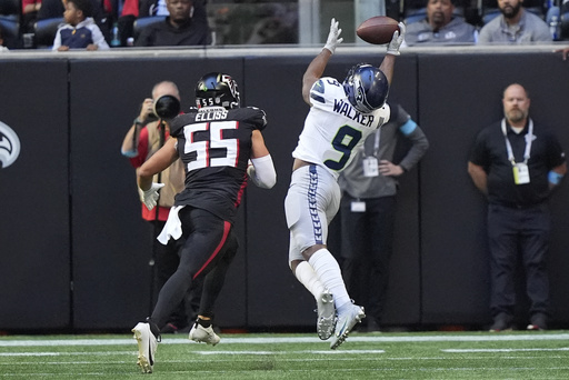 Walker contributes to Seahawks’ offensive harmony in commanding victory against Falcons