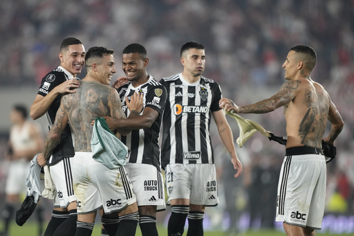 Atletico Mineiro from Brazil ties with River Plate of Argentina and secures a spot in the Copa Libertadores final.