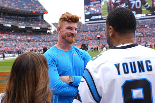 Newcomer Bo Nix throws 3 touchdown passes, guiding the Broncos to a 28-14 victory against the Panthers.