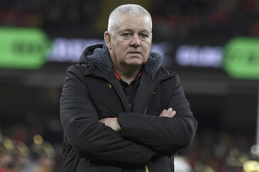 Coach Gatland ready to battle for his position during Wales’ longest losing stretch.